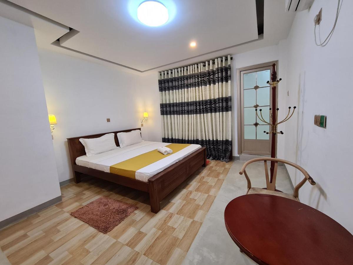 Cafe And Pub By Yasri Hotel Weligama Exterior foto